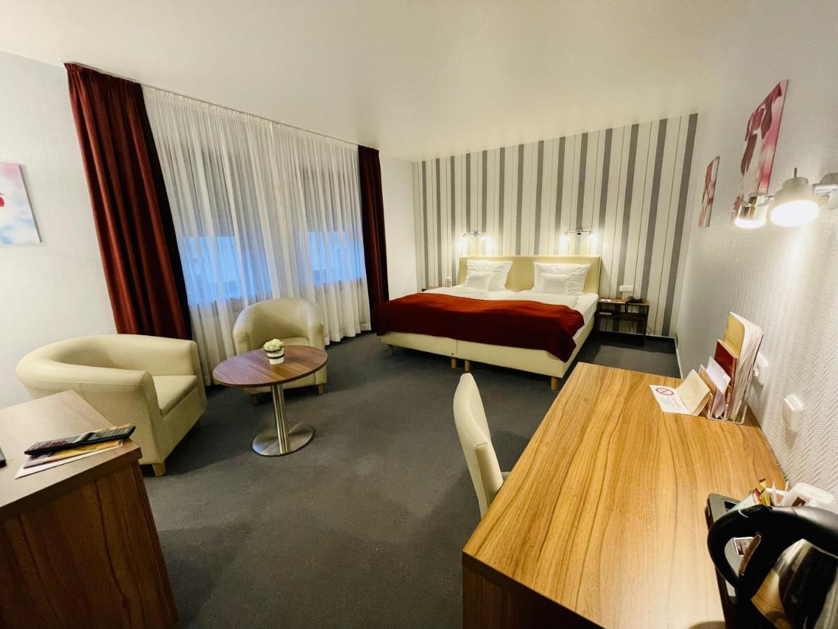 Schloss Hotel Herborn מראה חיצוני תמונה